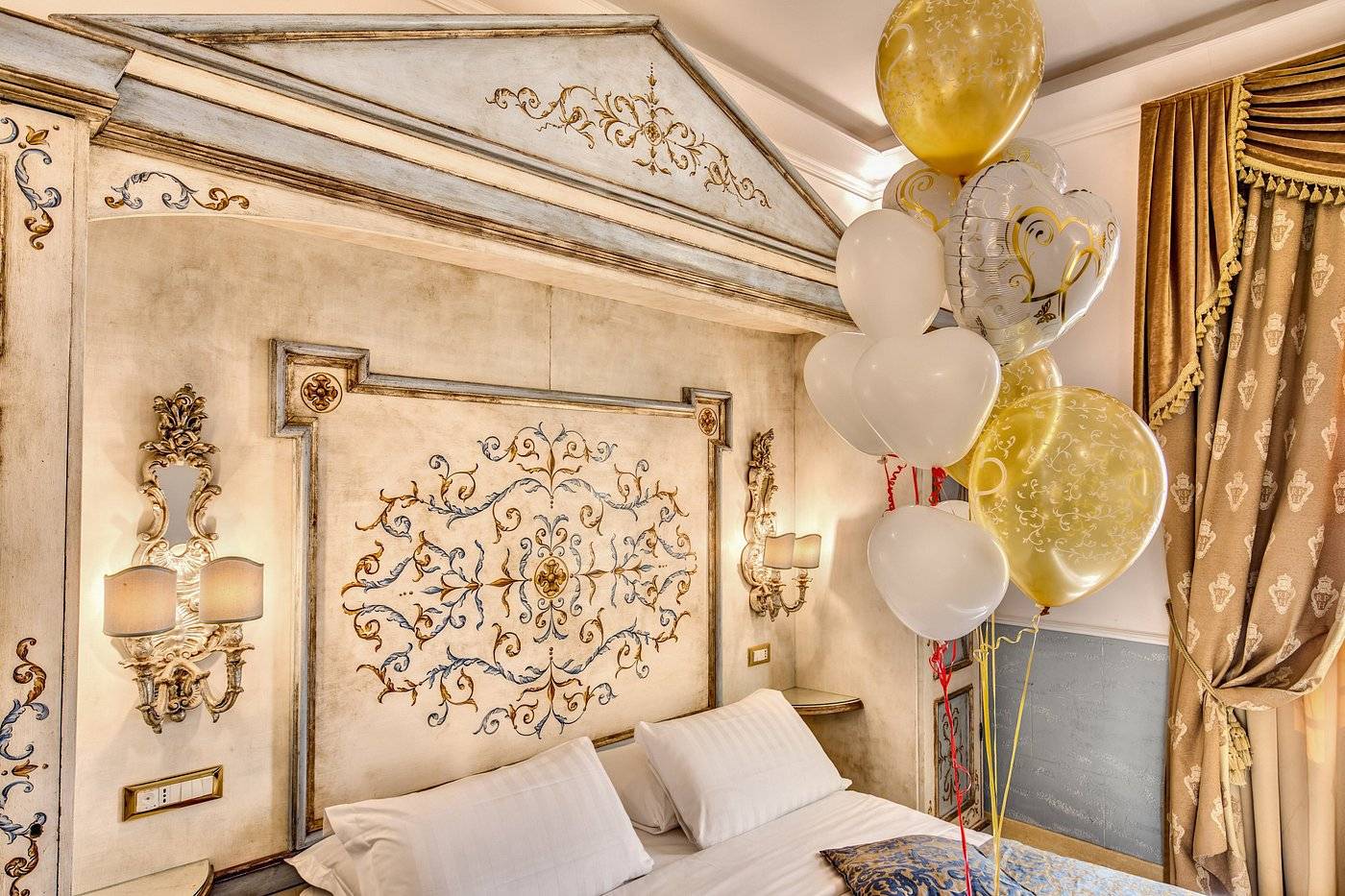 Romanico-Palace-Luxury-Hotel---Spa-Room-7