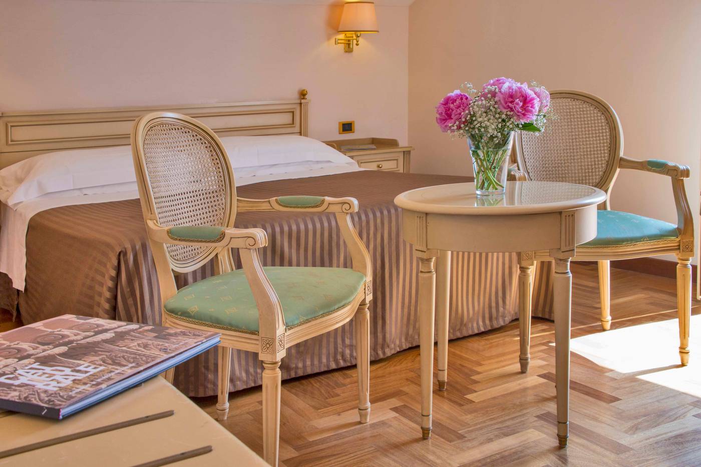 Grand-Villa-Politi-Room-25