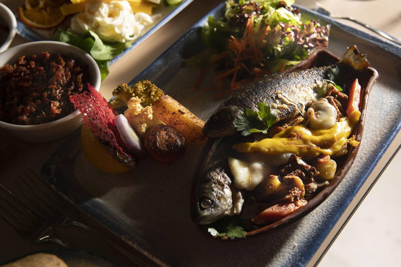 Side-Premium-Restaurant-25