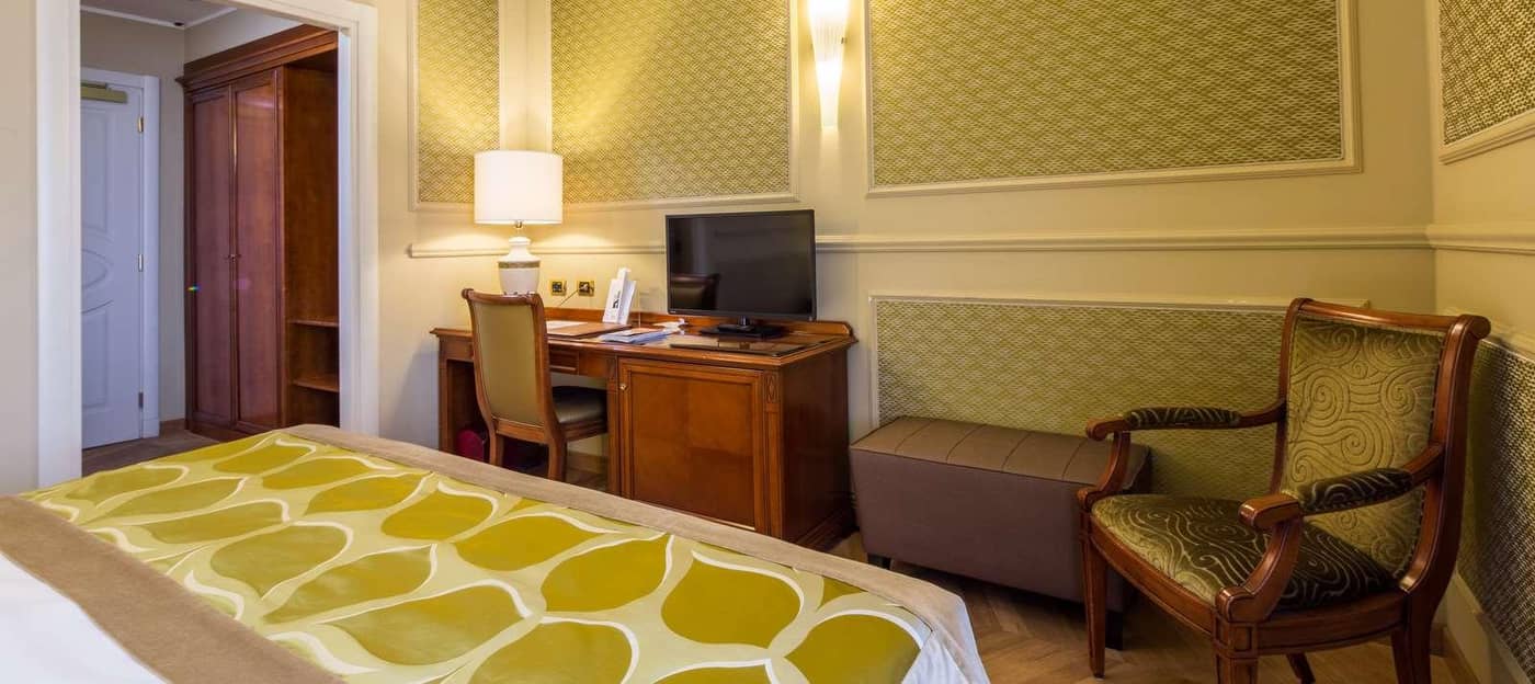 Grand-Visconti-Palace-Room-37