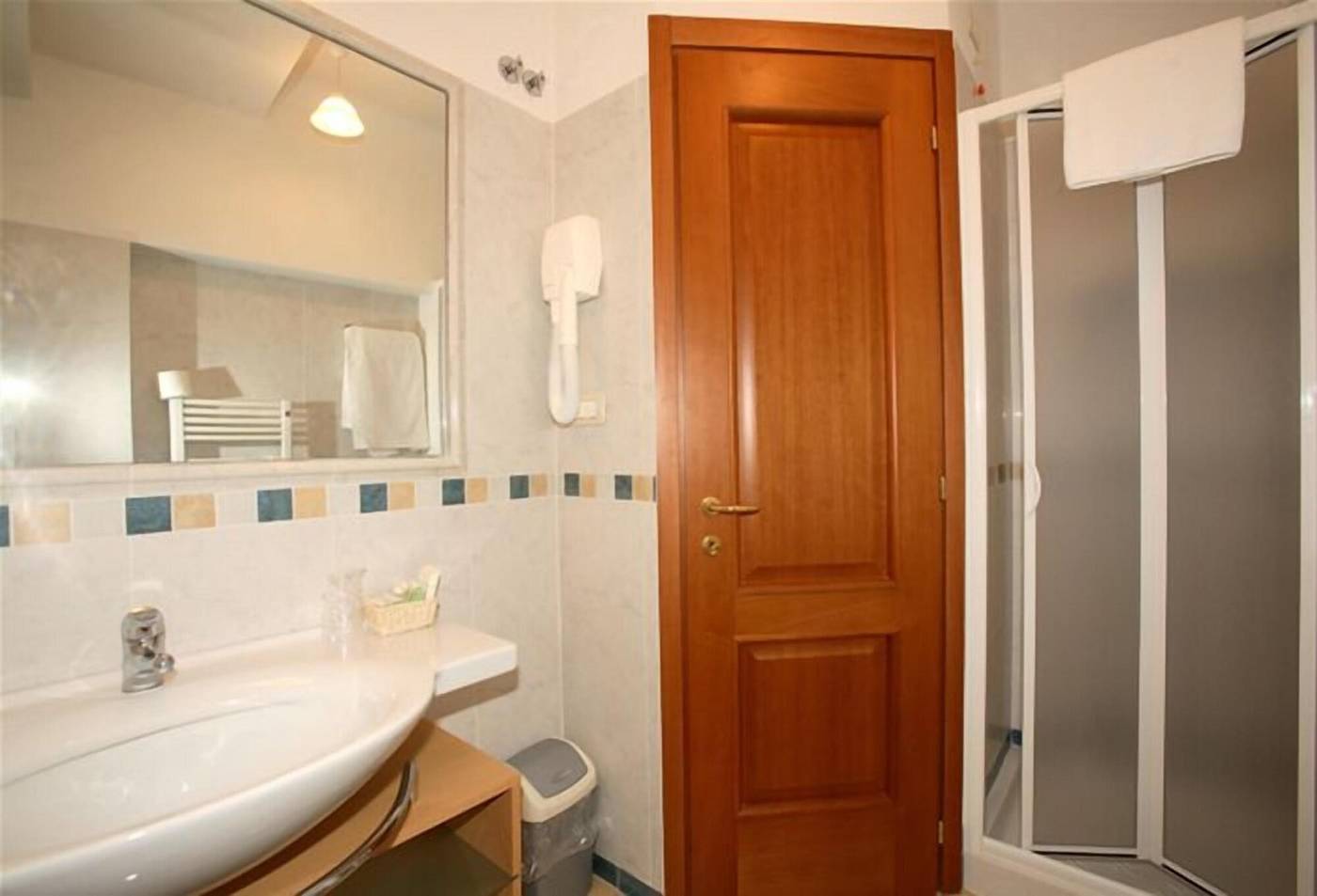 Al-Mercato-B-B-Room-26