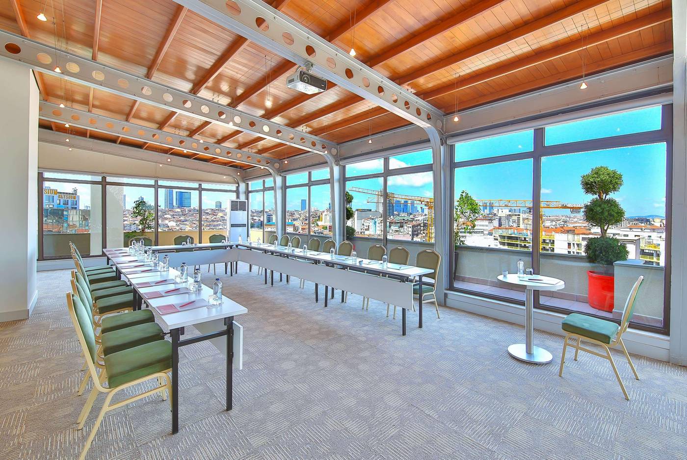 Ramada-Istanbul-Taksim-Conferences-9