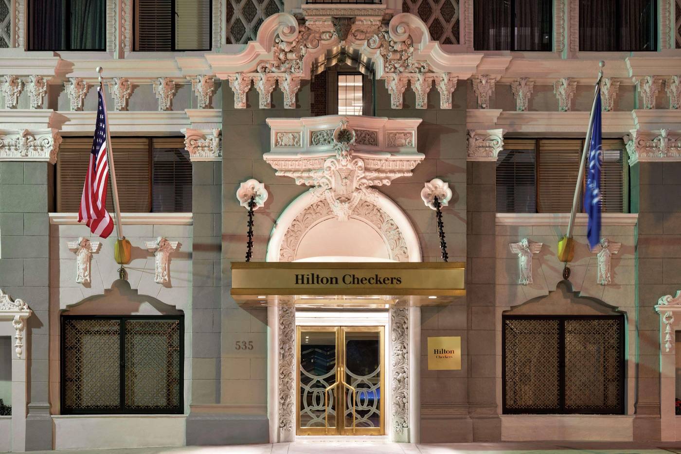 Hilton-Checkers-Los-Angeles-General-view-8