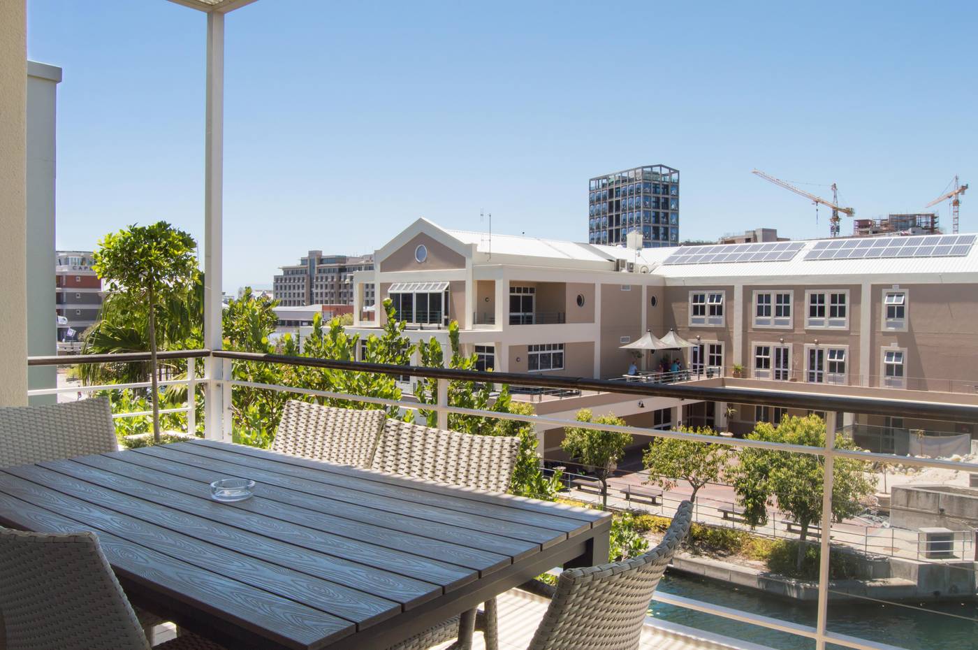 Waterfront-Village-Room-47