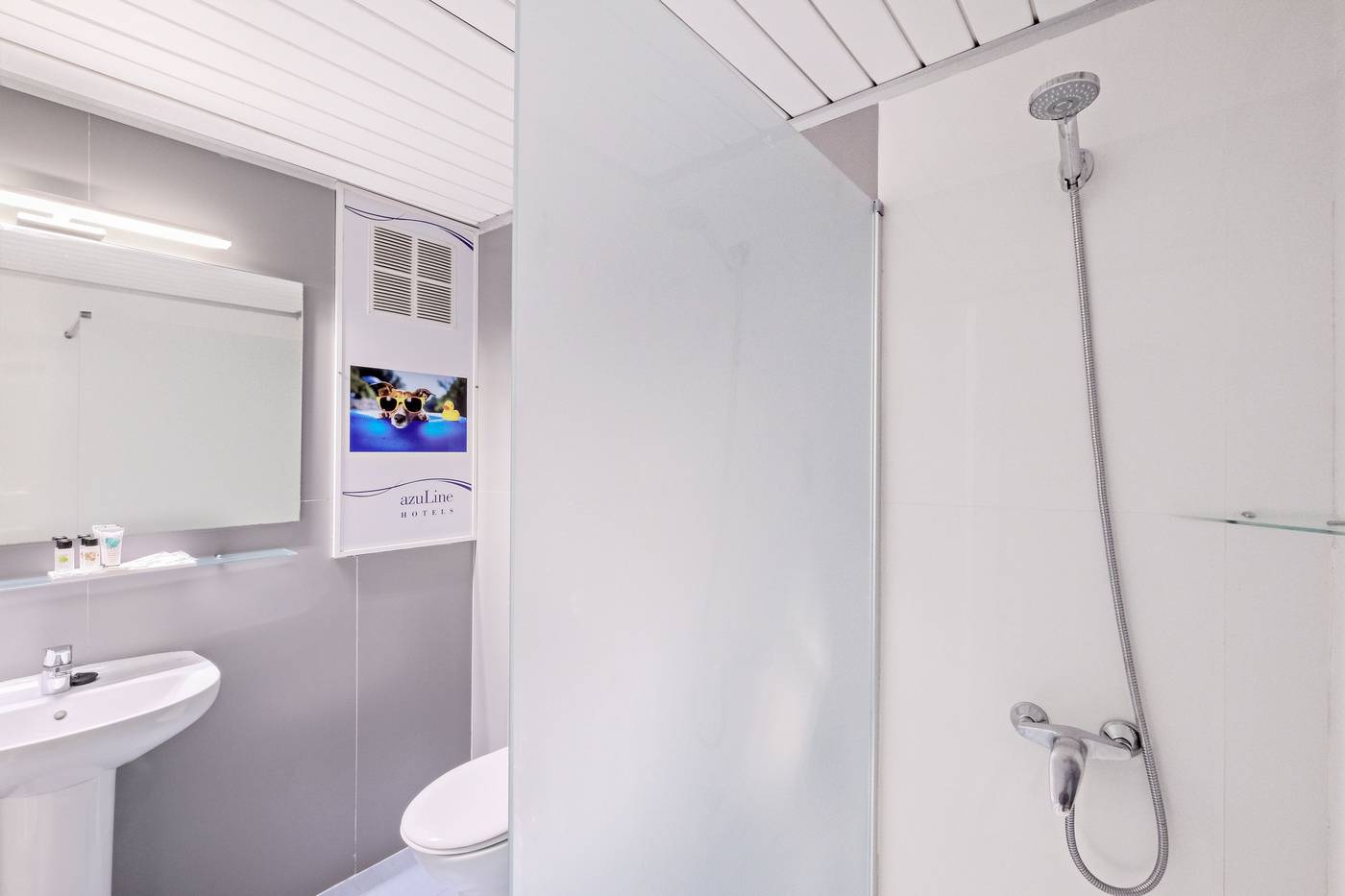 Azuline-Hotel-Pacific-Room-24