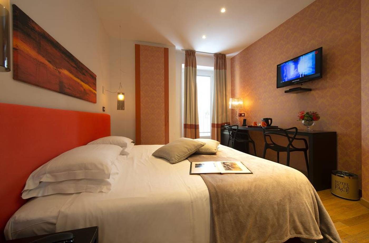 De-La-Pace--Sure-Hotel-Collection-by-Best-Western-Room-19