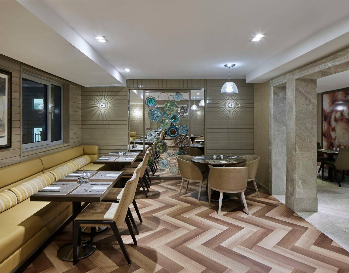 Titanic-Comfort-Mitte-Restaurant-12