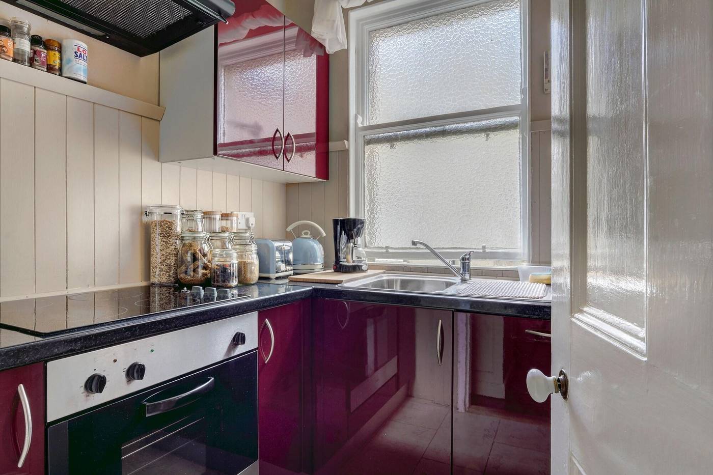 St--Aiden-s-Guesthouse-Room-8