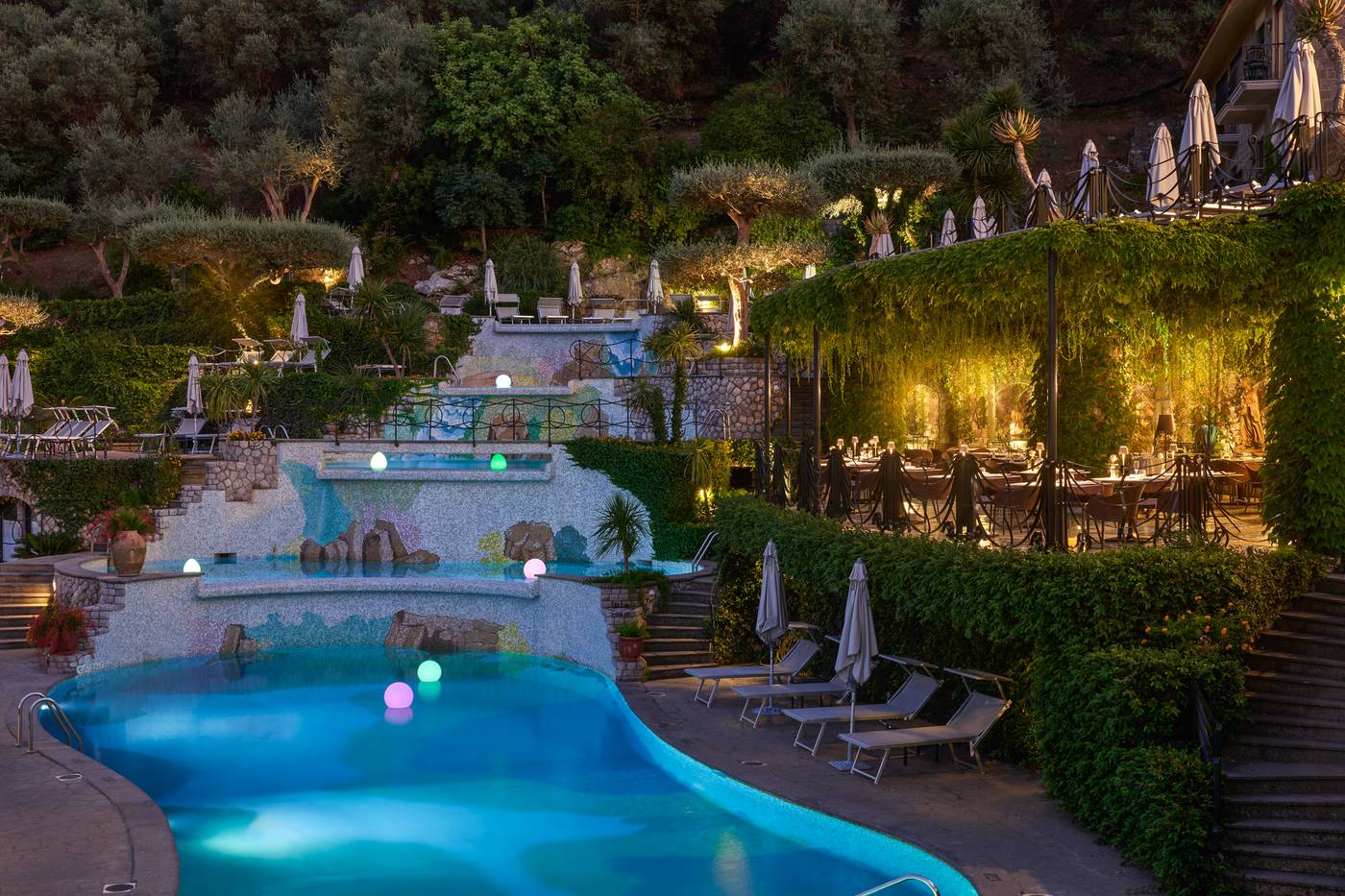 Grand-Hotel-Capodimonte-Restaurant-1