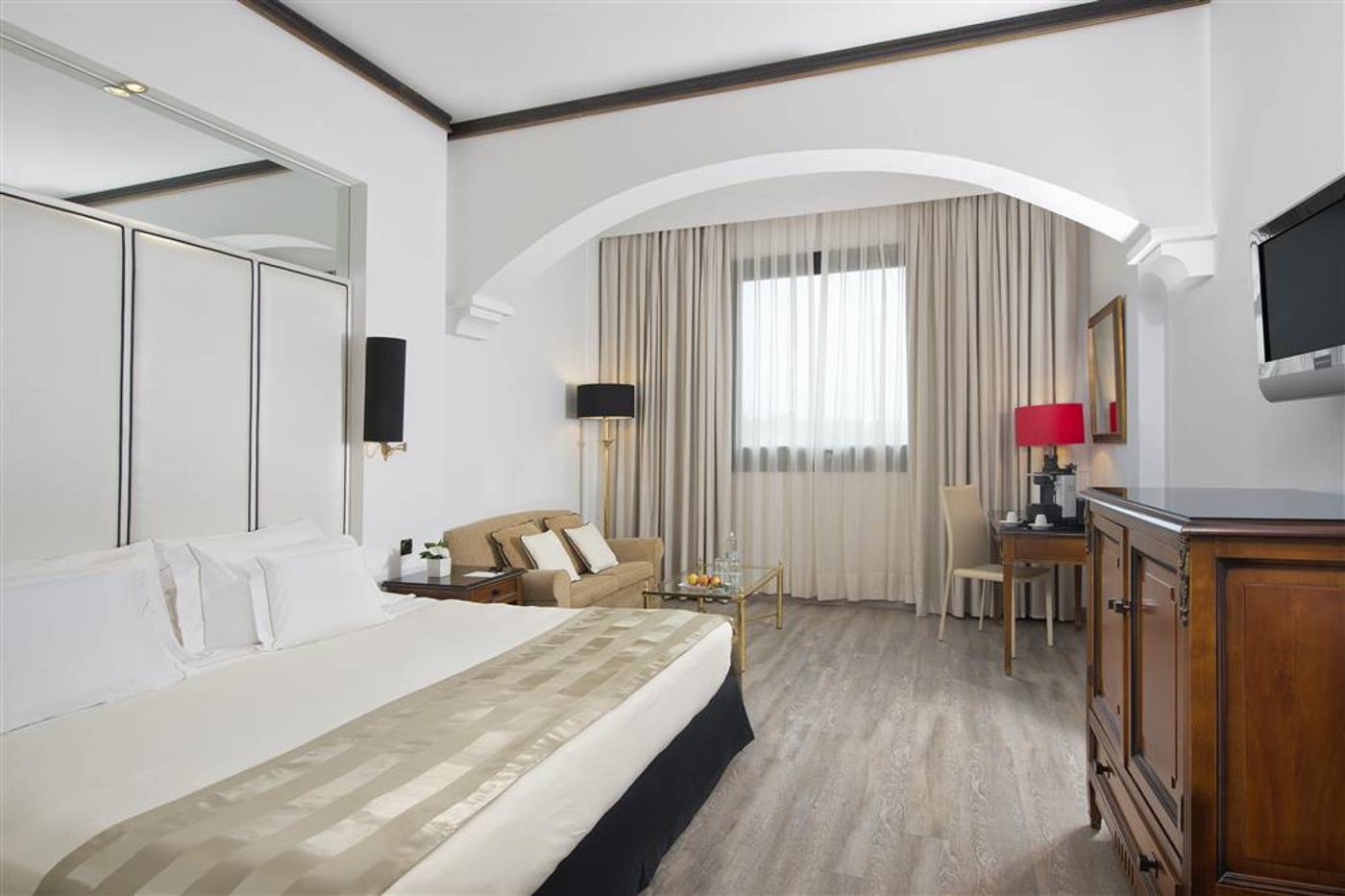 Melia-Milano-Room-55