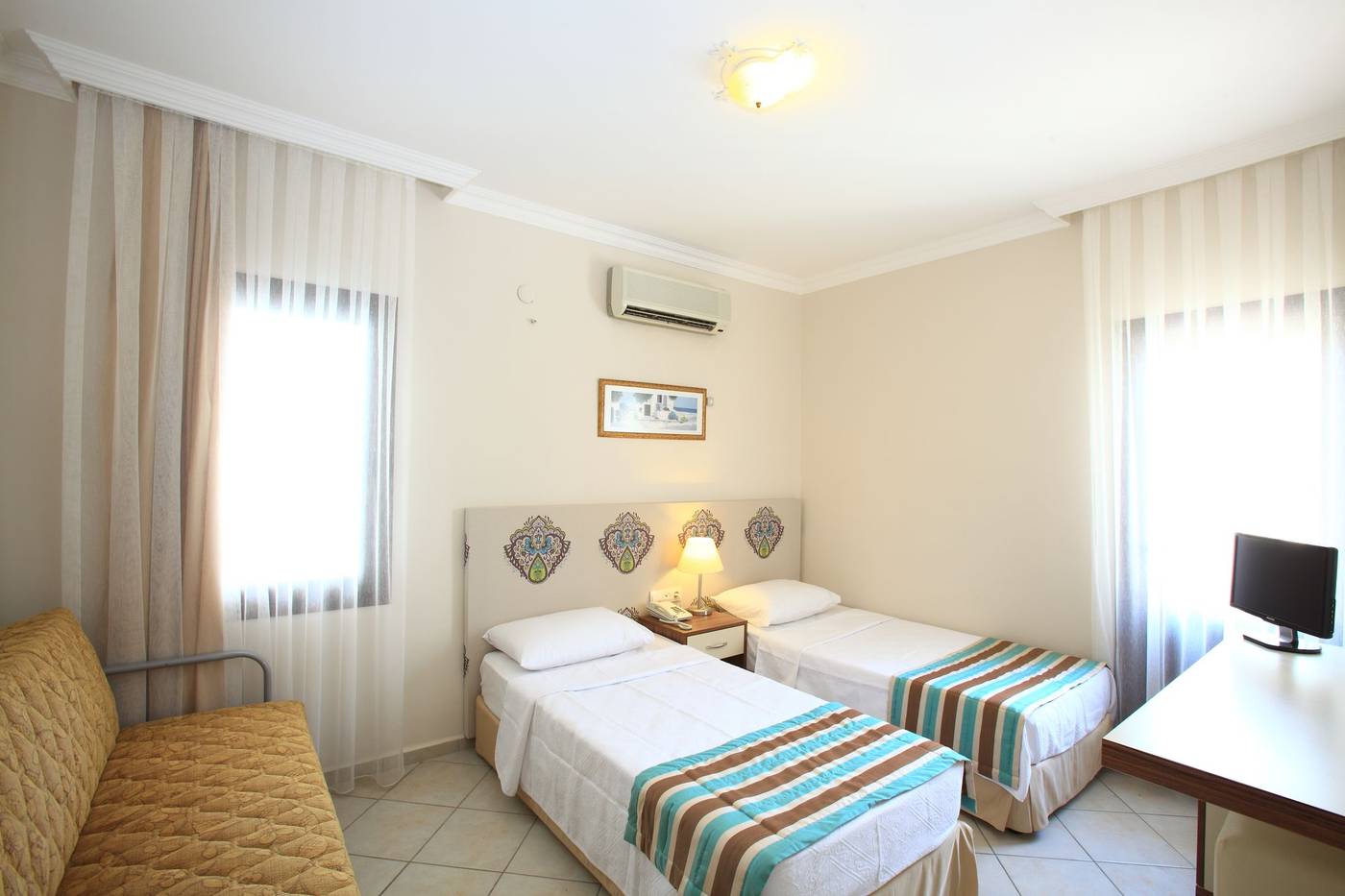Paloma-Room-17