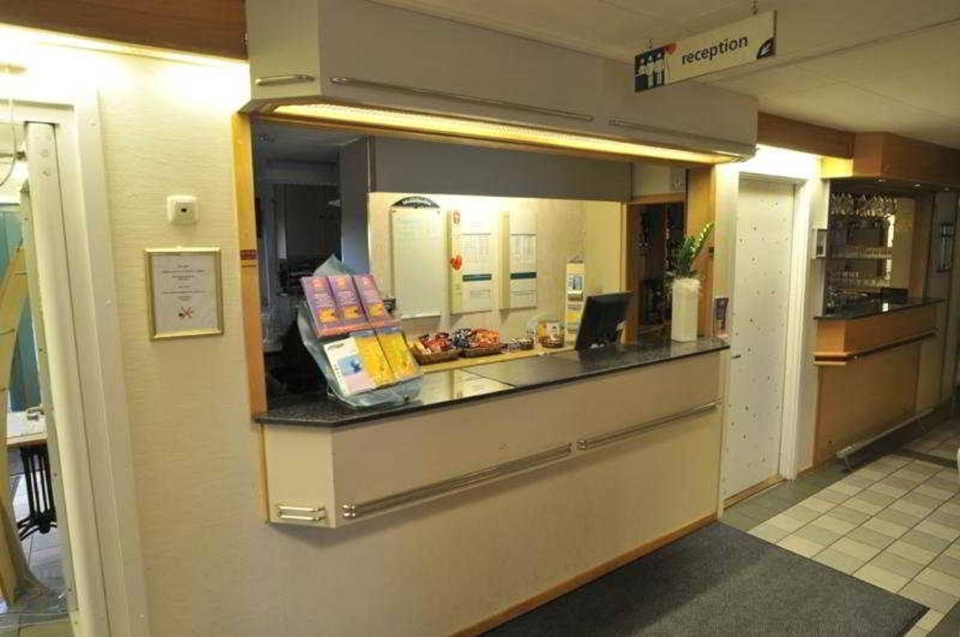 Good Morning Molndal-Sweden-MÖLNDAL-Lobby-5