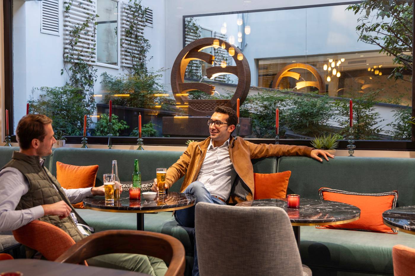 La-Villa-Maillot---Arc-de-Triomphe-Bar-21