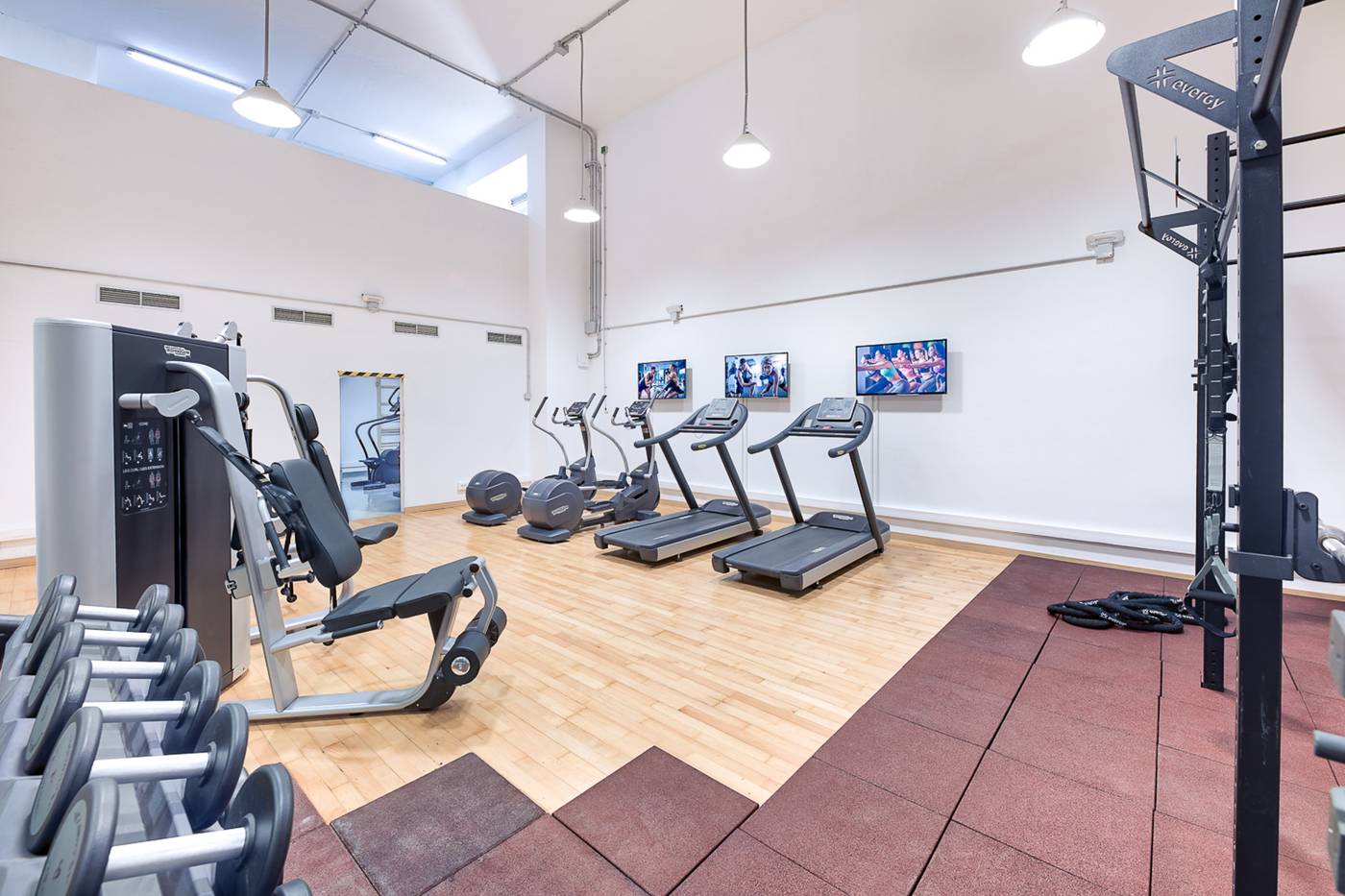 Hotel-LIVVO-Koala-Garden-Sports-and-Entertainment-64