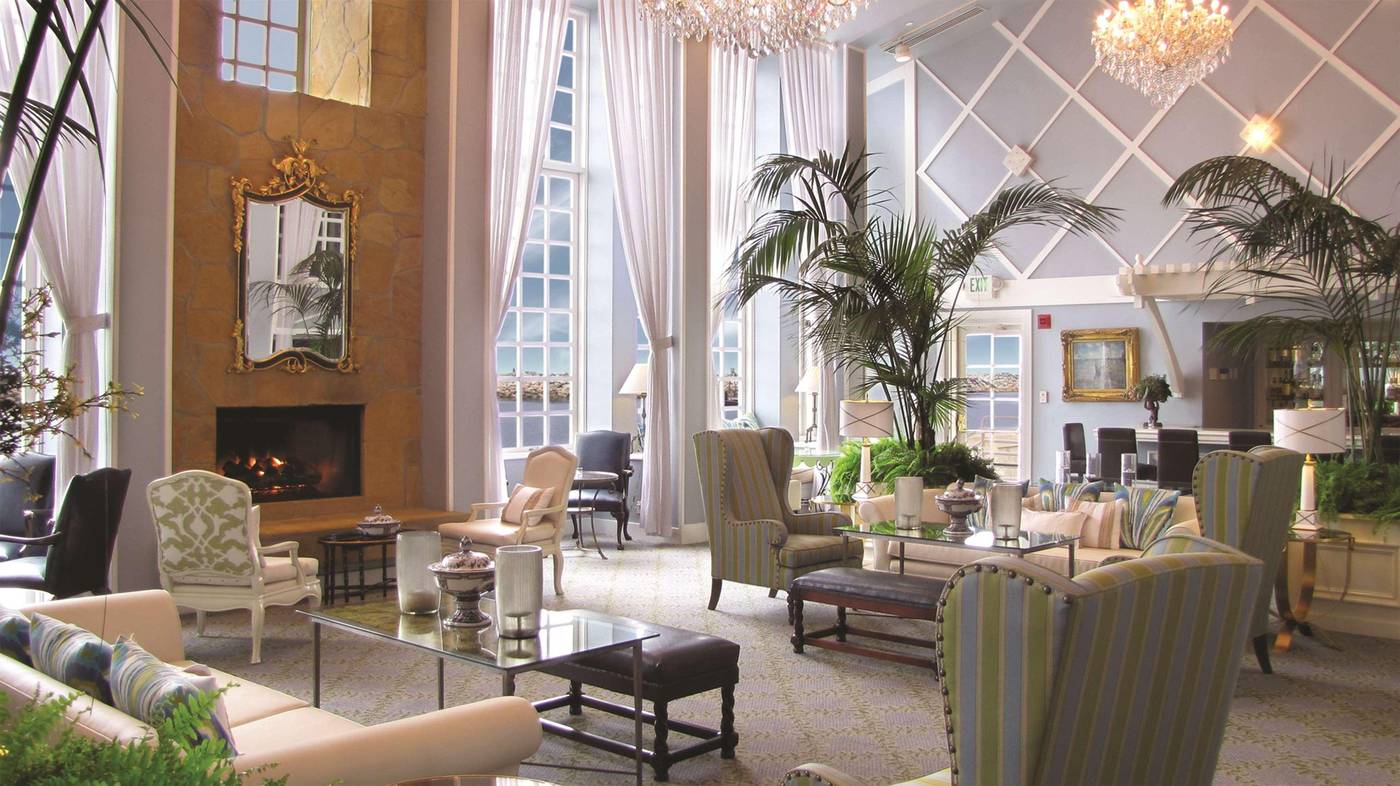 The-Portofino-Hotel---Marina-Lobby-4