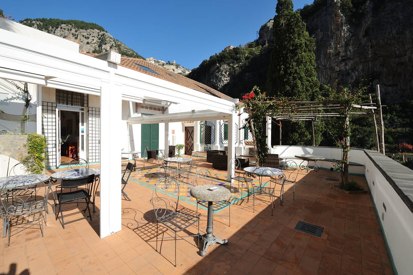 Hotel-Villa-Annalara-Lobby-3