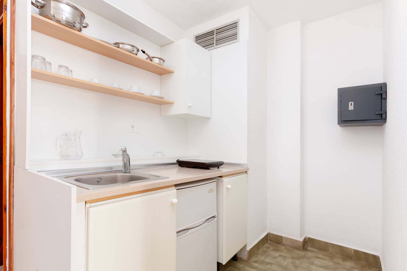 Panoramica-Garden-Room-24