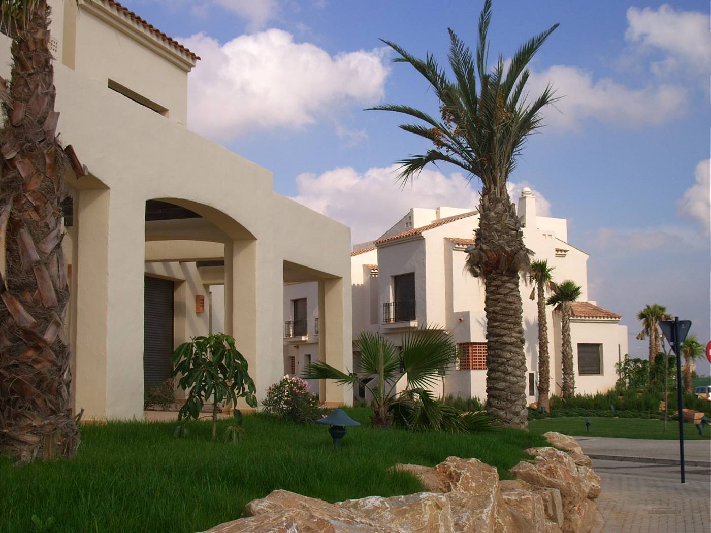 Roda-Golf-and-Beach-Resort-Room-15