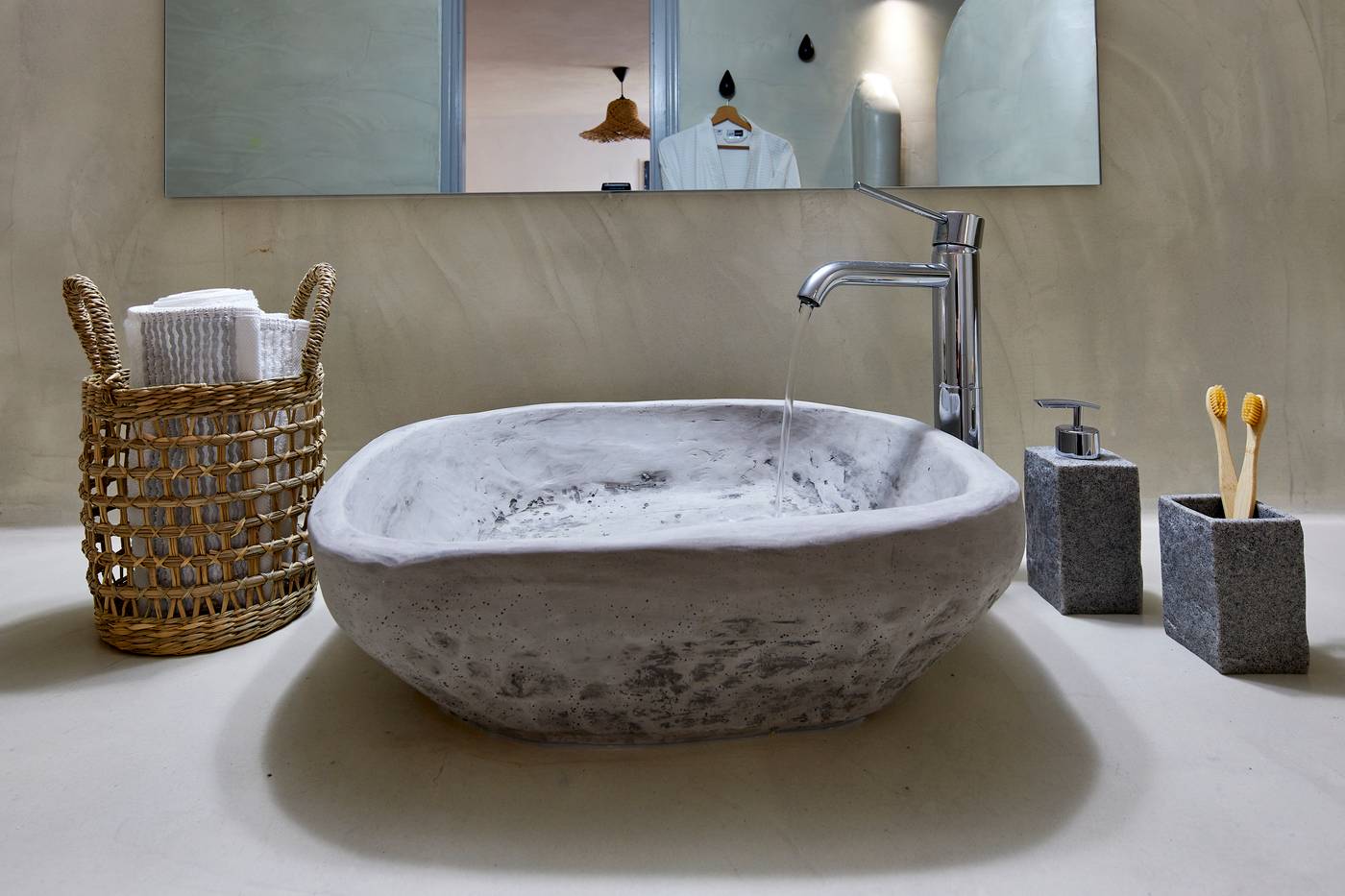 El-Verano-Collection-Santorini-Room-77