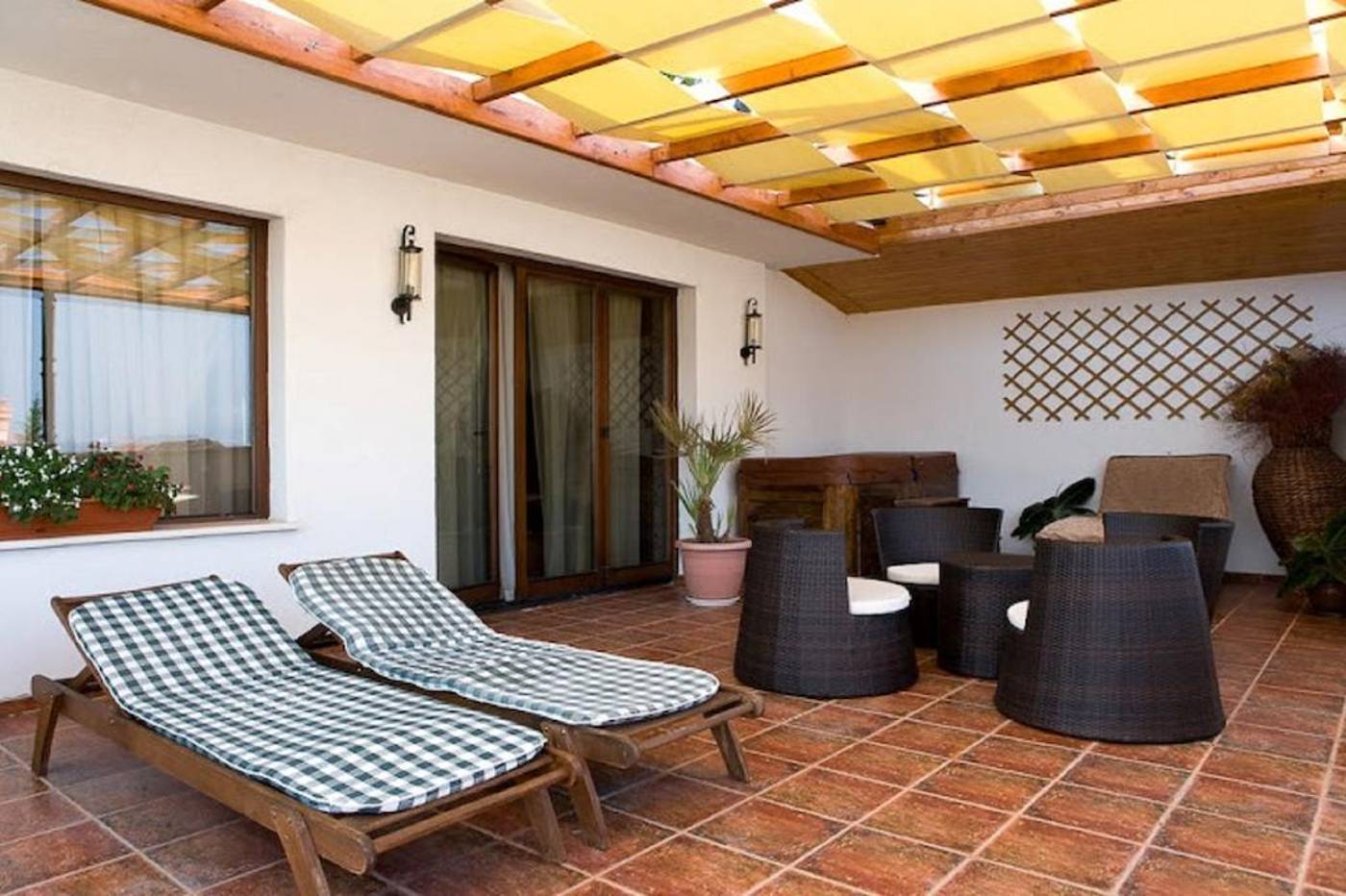 Villa-Maria-Revas-Terrace-16