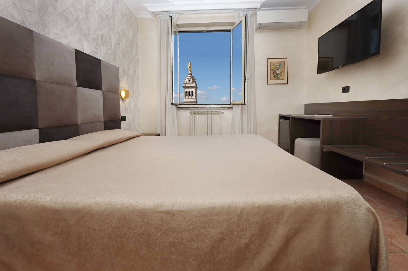 Rimini-Hotel-Room-6