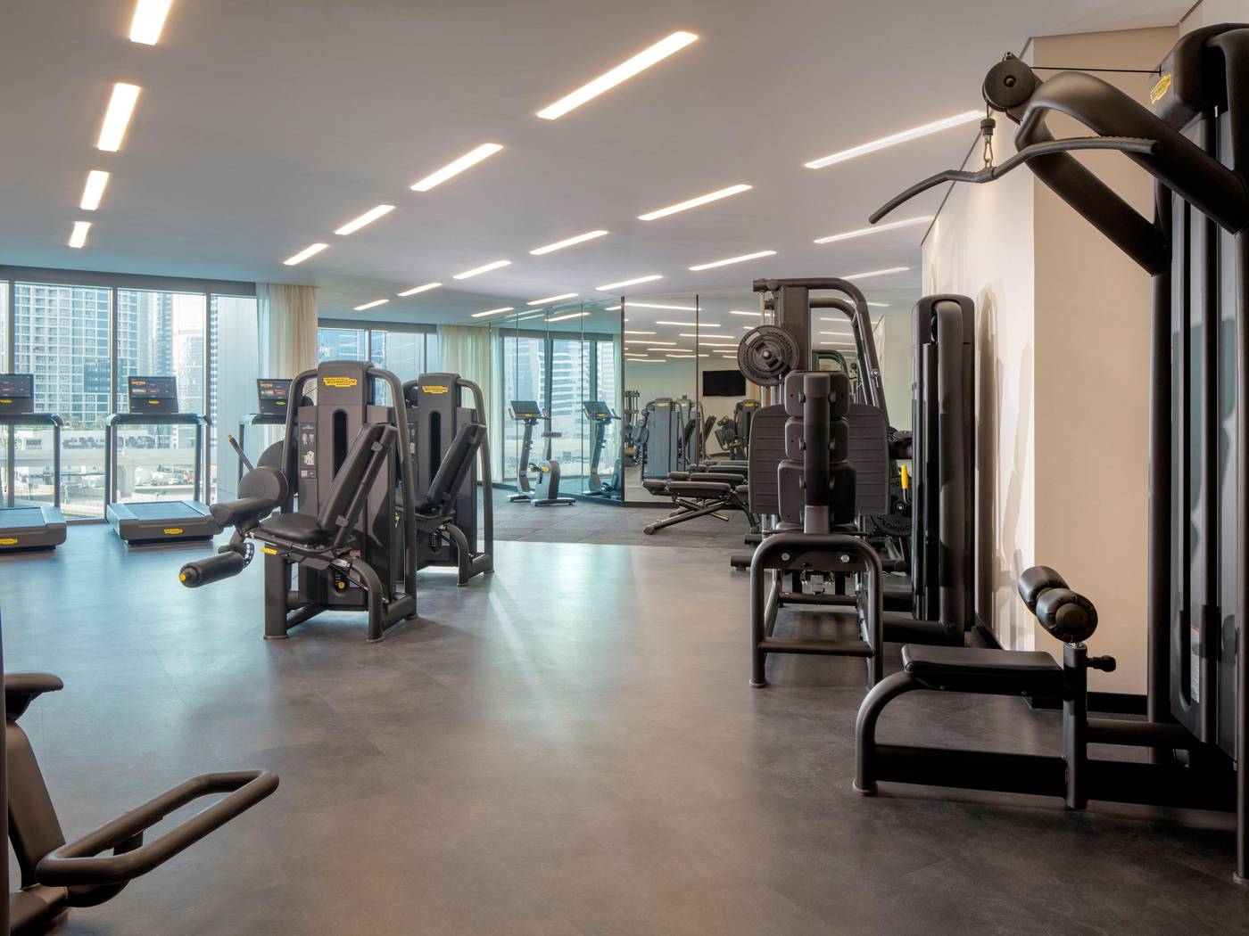 Hyde-Hotel-Dubai-Sports-and-Entertainment-61