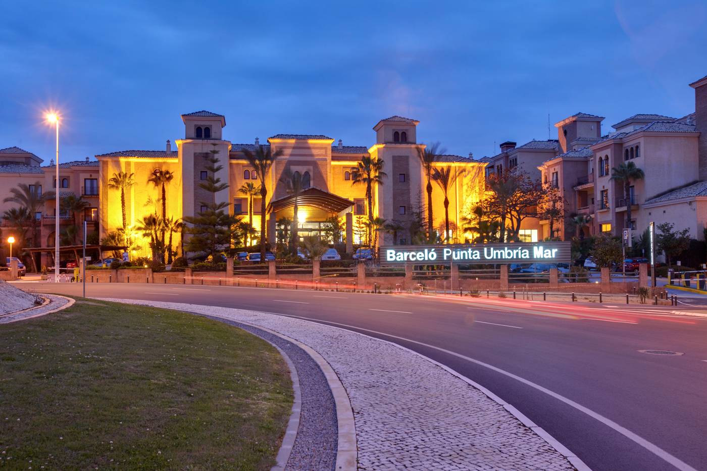 Barcelo-Punta-Umbr----a-Mar-General-view-27