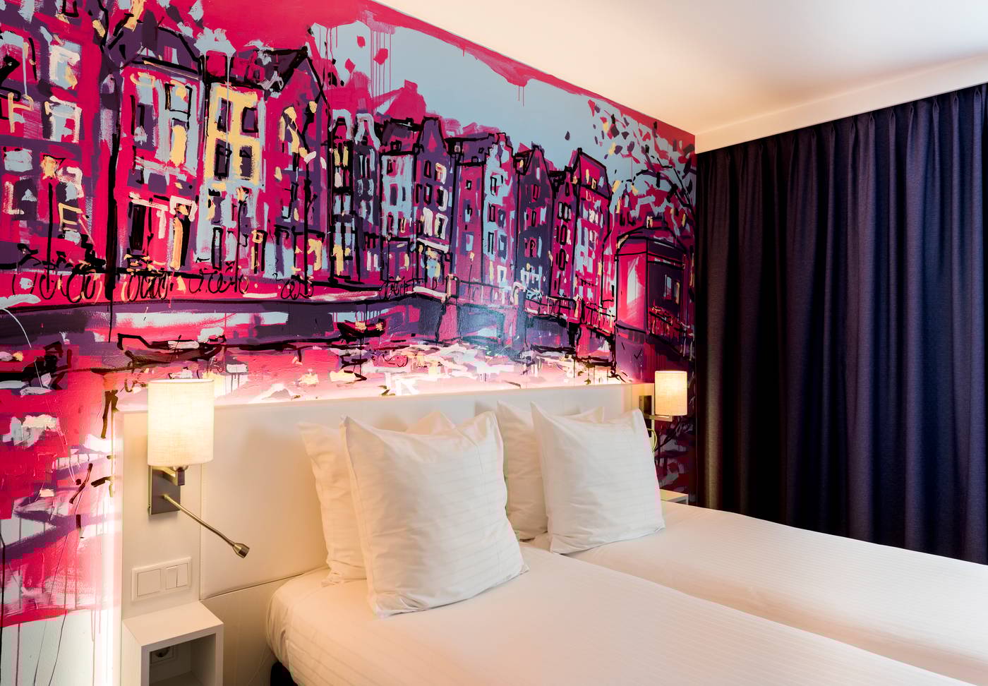 WestCord-Art-Hotel-Amsterdam-3-Stars-Room-27