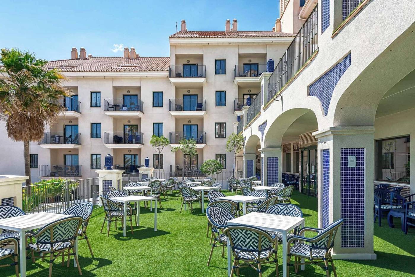 Hotel-Spa-Benalm----dena-Palace-General-view-13