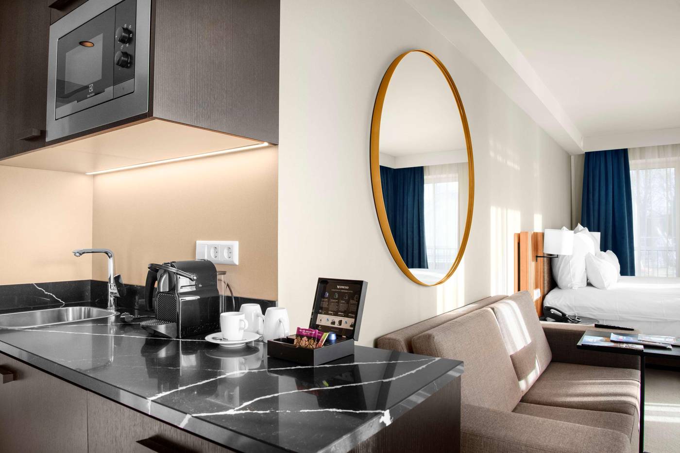 Pestana-Amsterdam-Riverside-Room-38