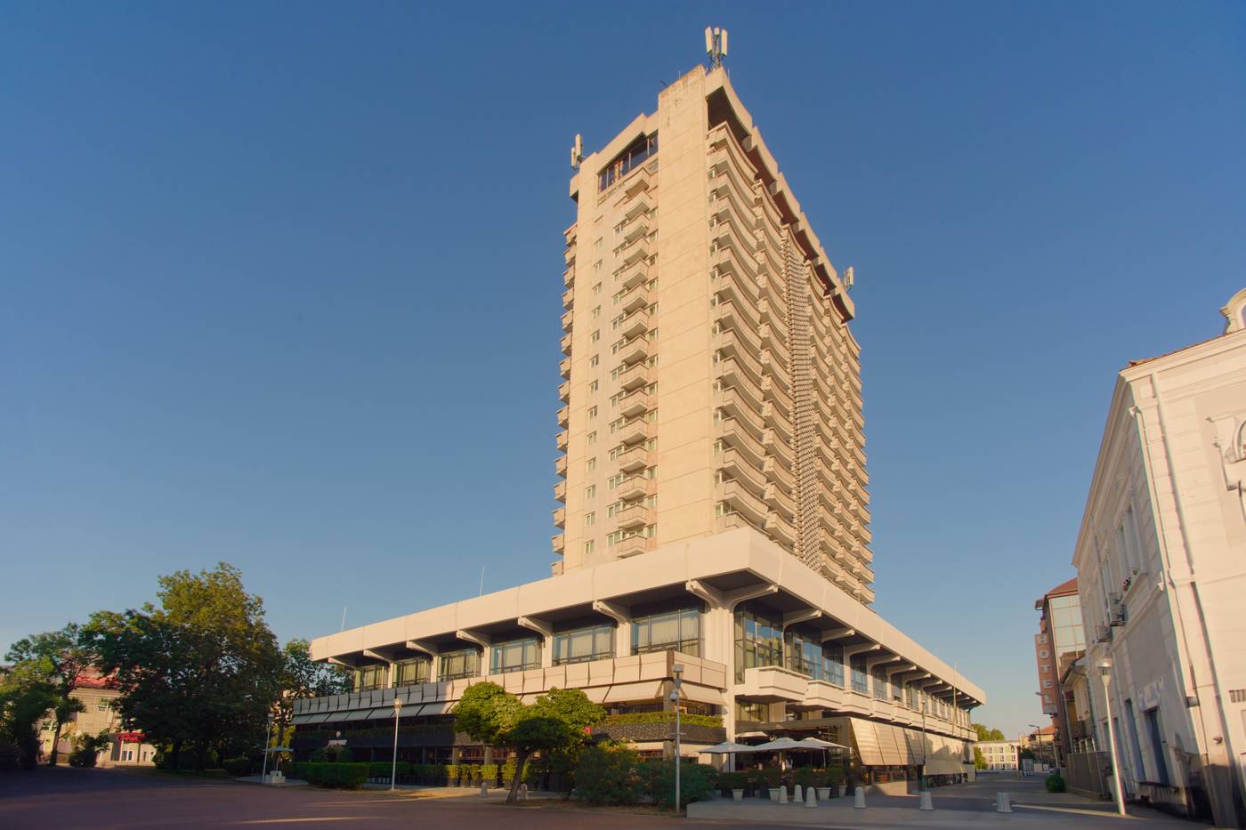 Hotel-Cherno-More-General-view-1