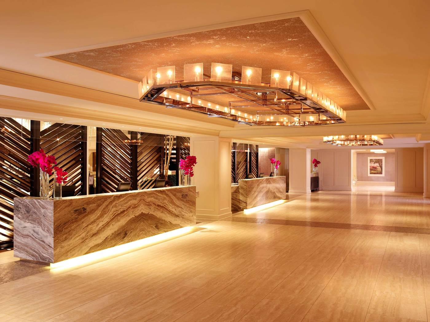 Park-Central-Hotel-New-York-Lobby-13