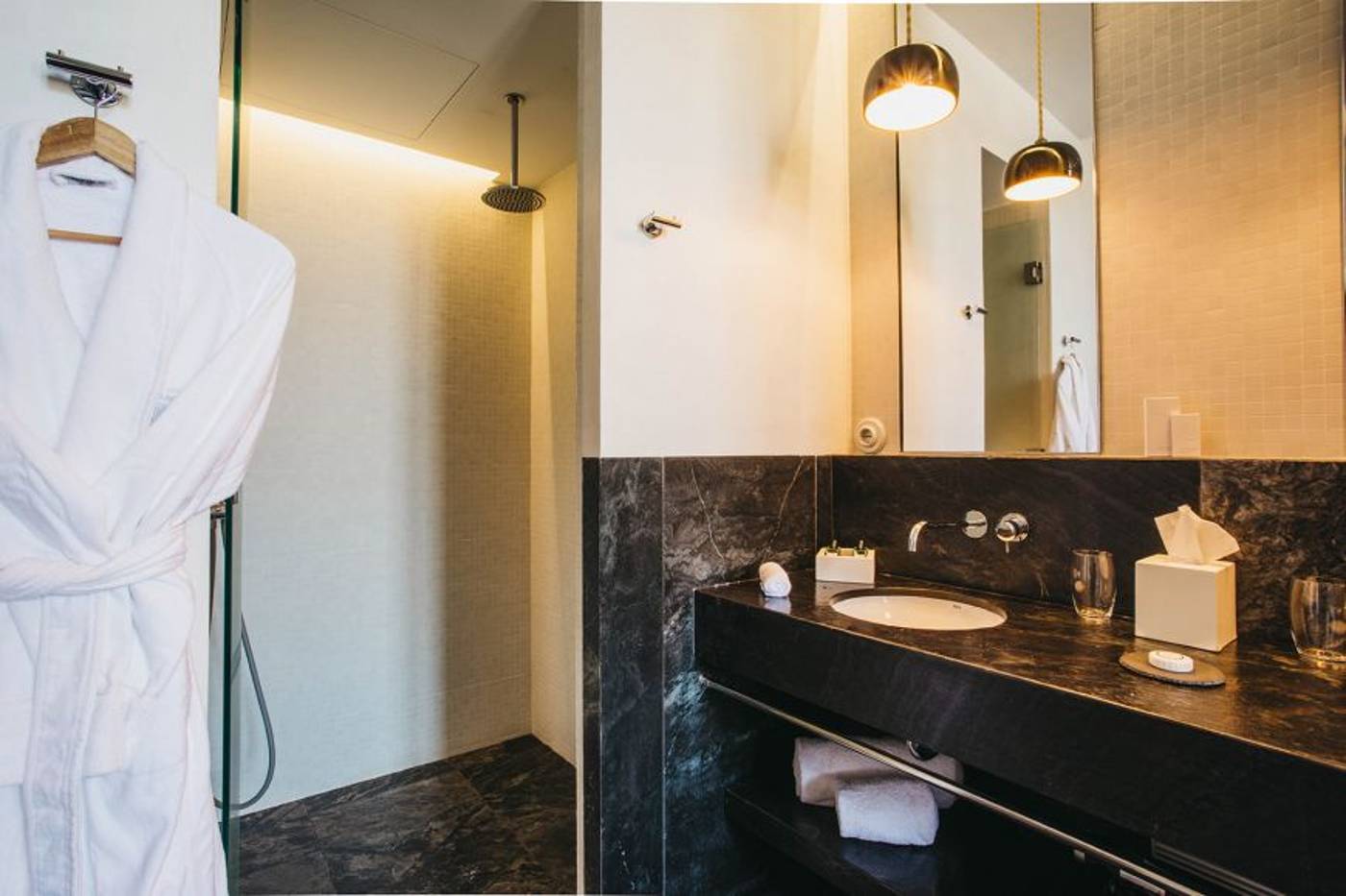 Can-Faustino-Room-49