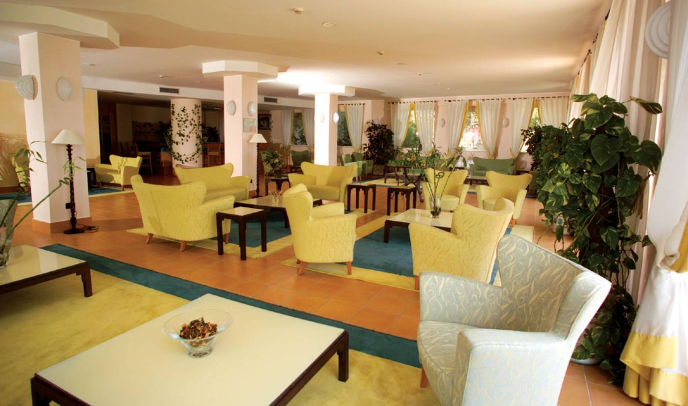 Hotel-Ariston---Palazzo-Caterina-Lobby-36