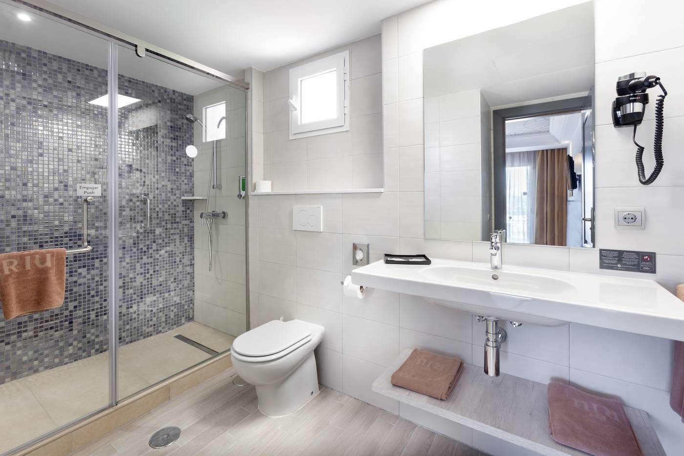 Riu-Chiclana-Room-28