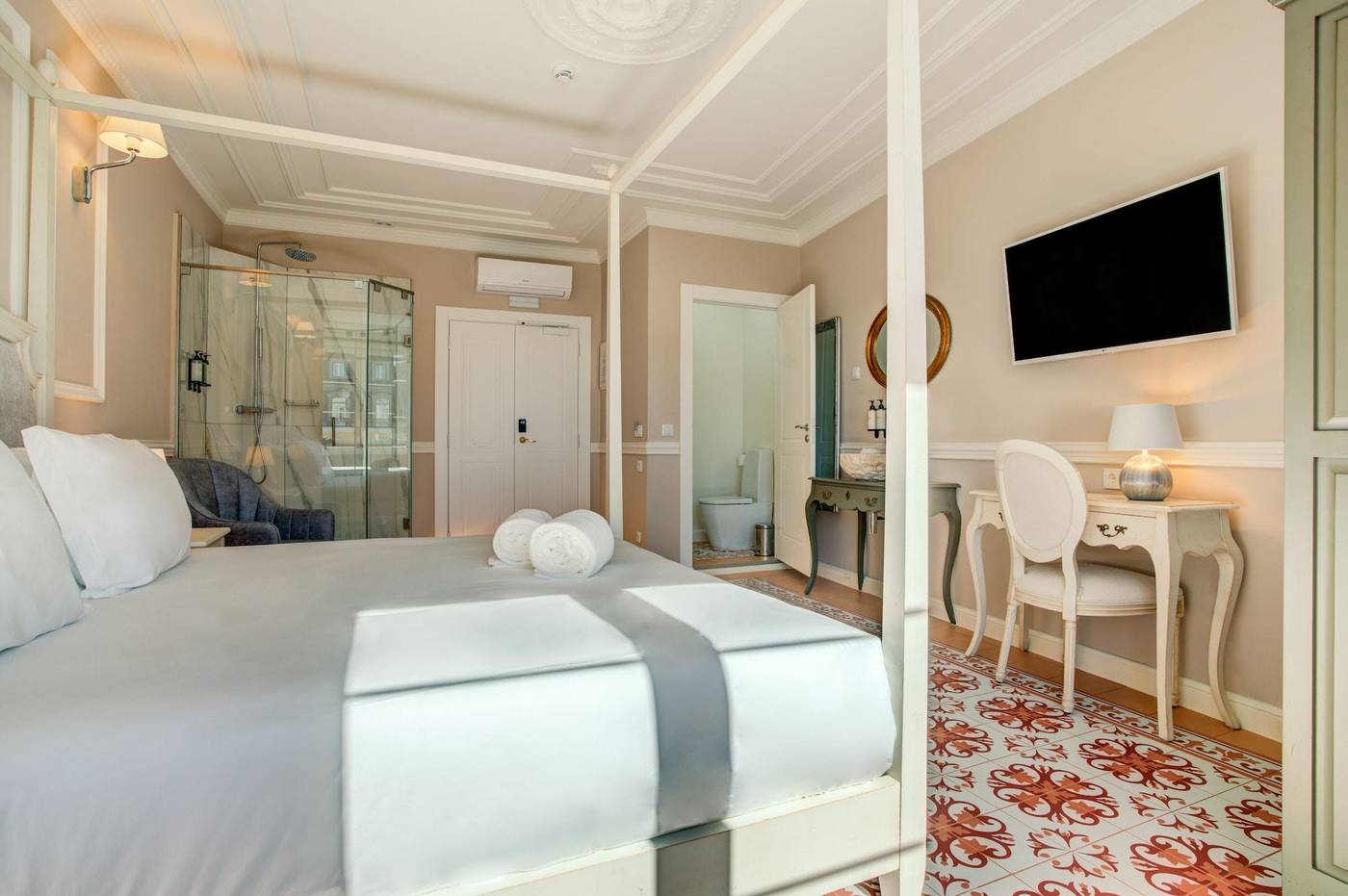 Solar-Dos-Poetas-Room-20