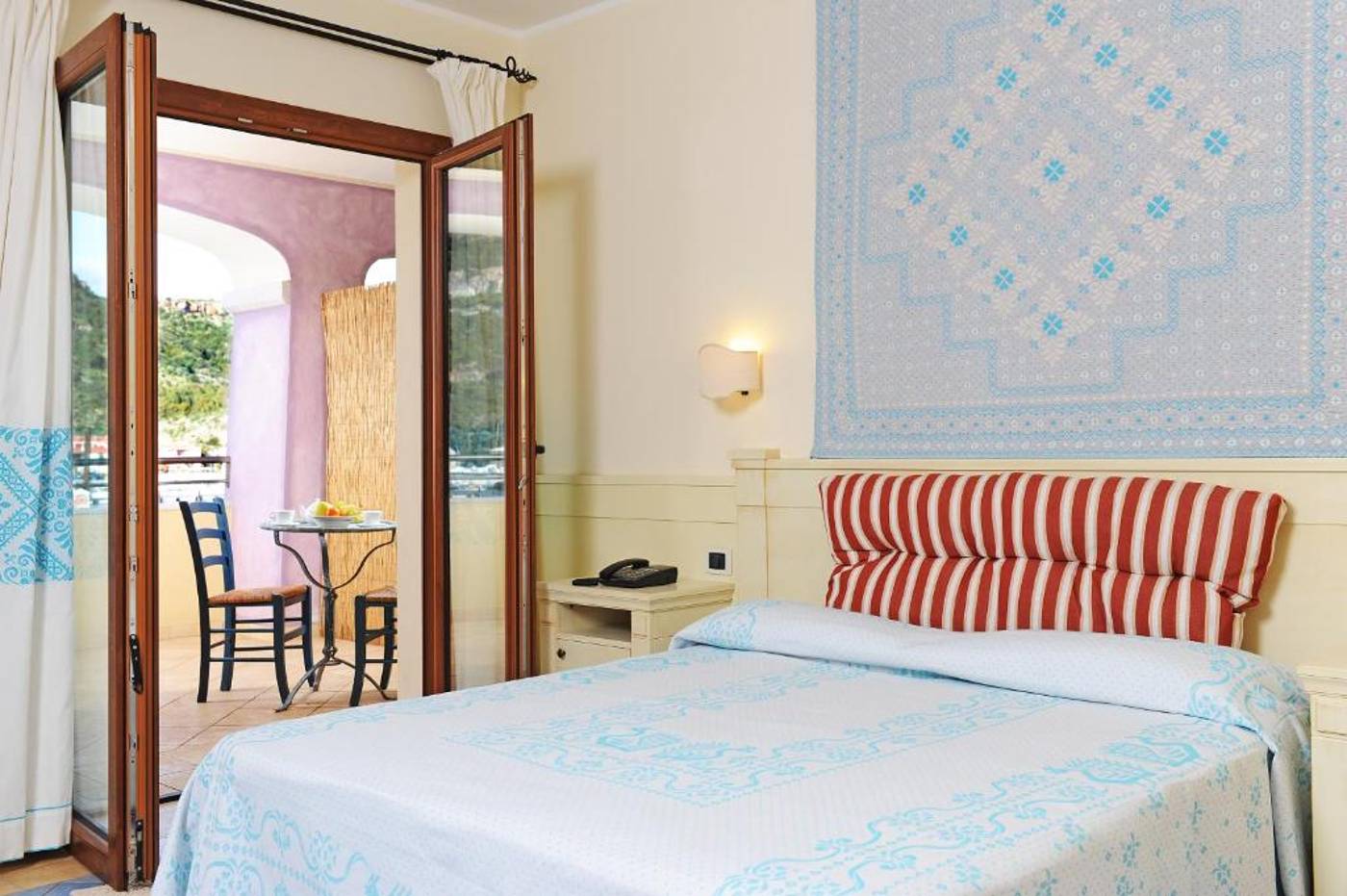 Hotel Baja Romantica-Italy-BOSA-Room-8