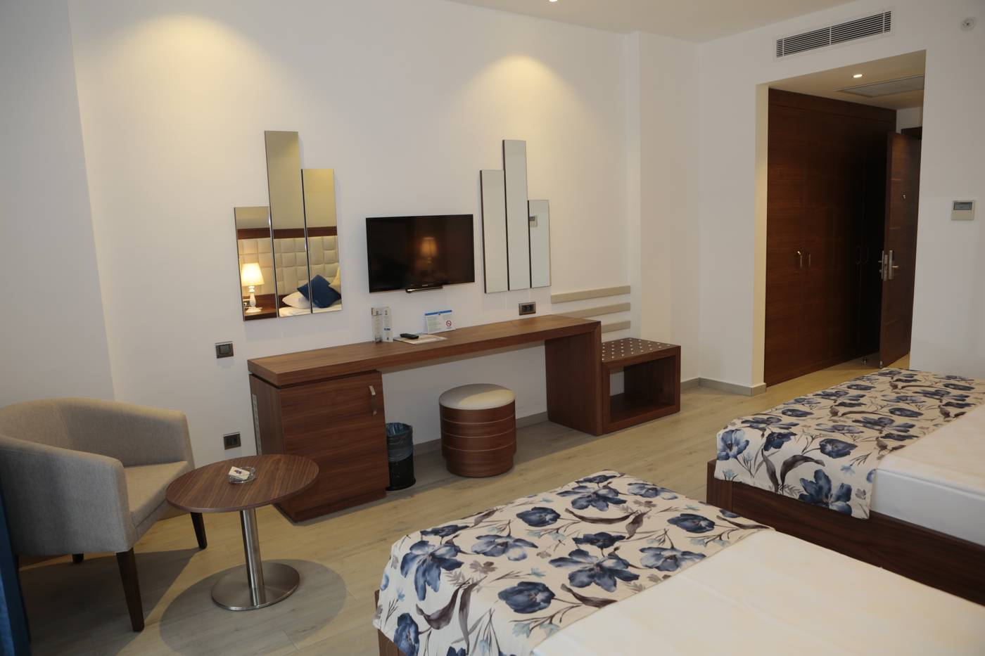 Club-Kastalia-Holiday-Village-Room-17