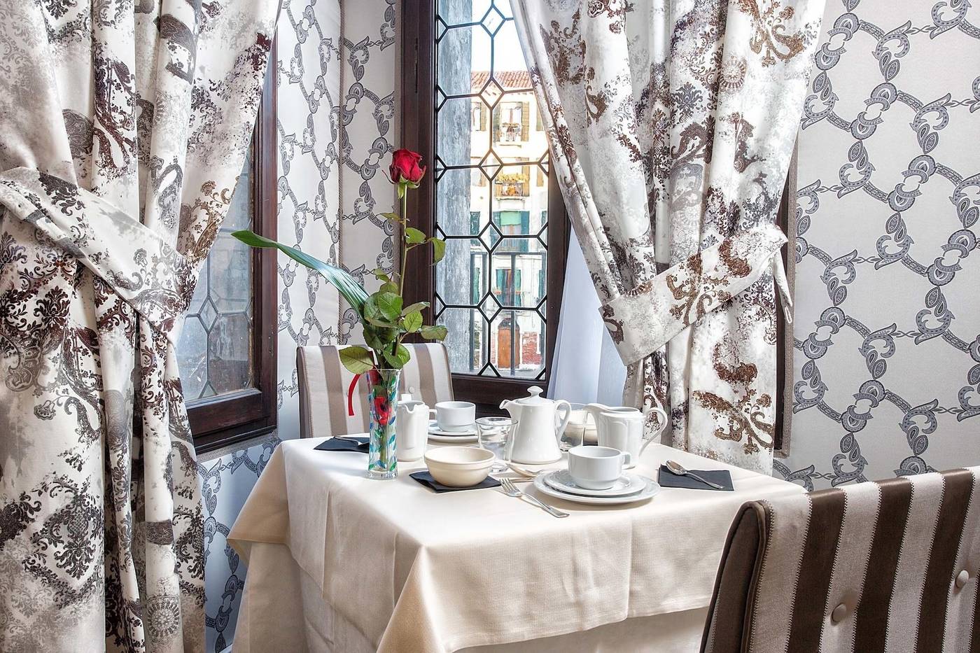 Hotel-C---Nobile-Corner-Restaurant-4