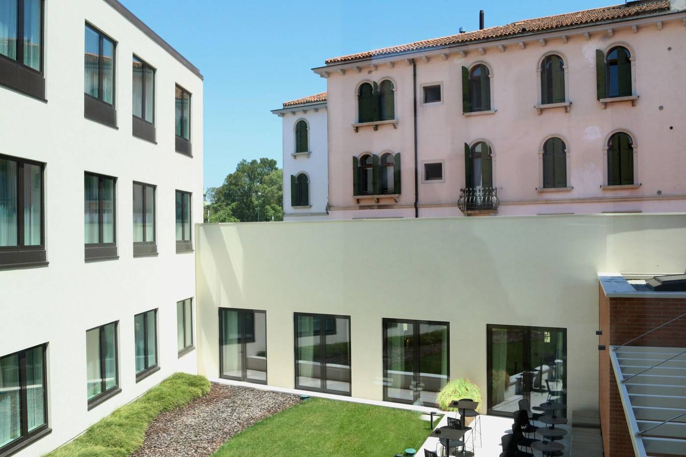 Ac-Hotel-Venezia-Terrace-44