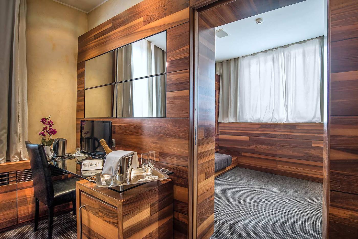 Hotel-Tritone-Room-25