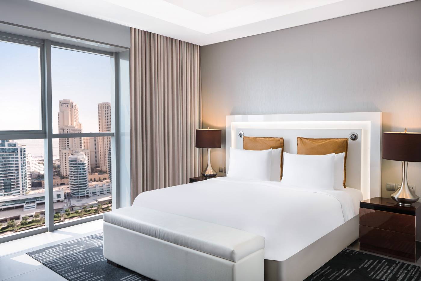 Wyndham-Dubai-Marina-Room-15