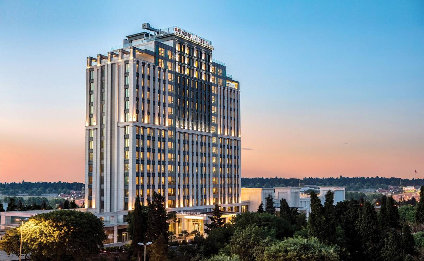 DoubleTree-by-Hilton-Istanbul-Topkapi-General-view-4