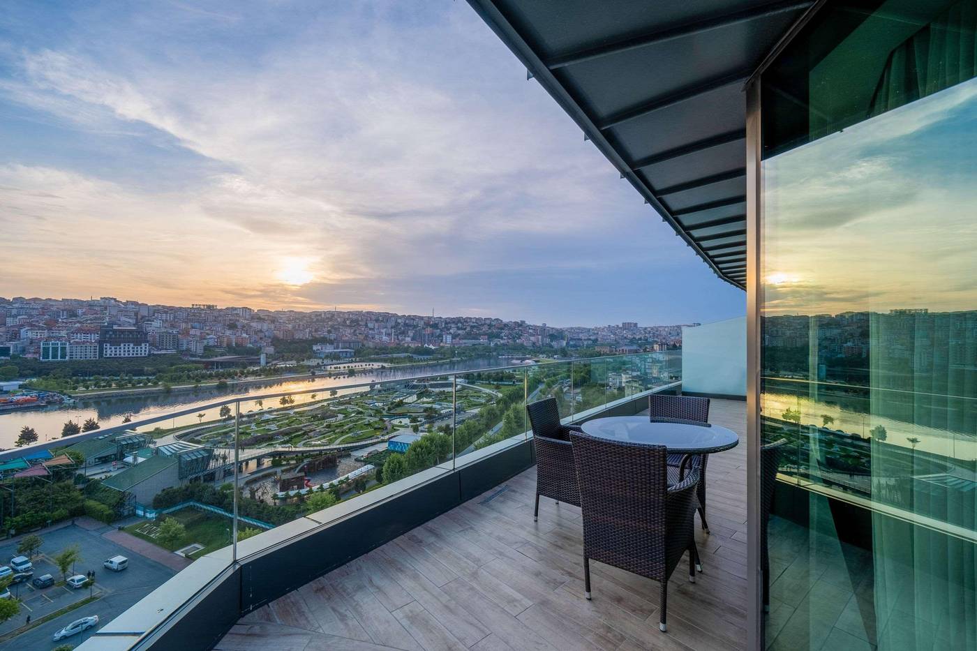 Clarion-Hotel-Istanbul-Golden-Horn-Room-64