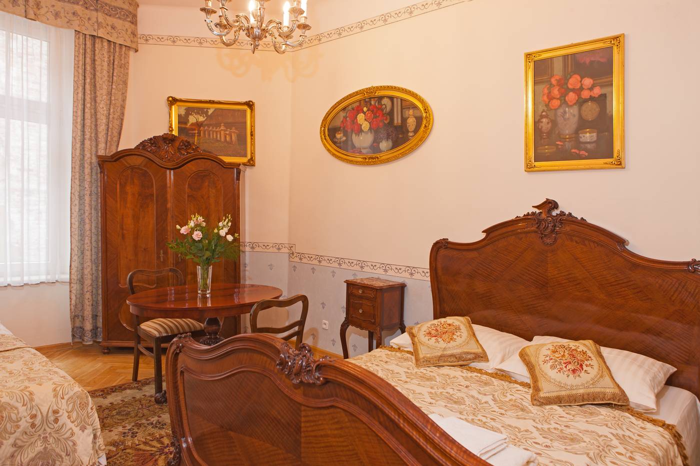 Metropolitan-Apartments-Room-13