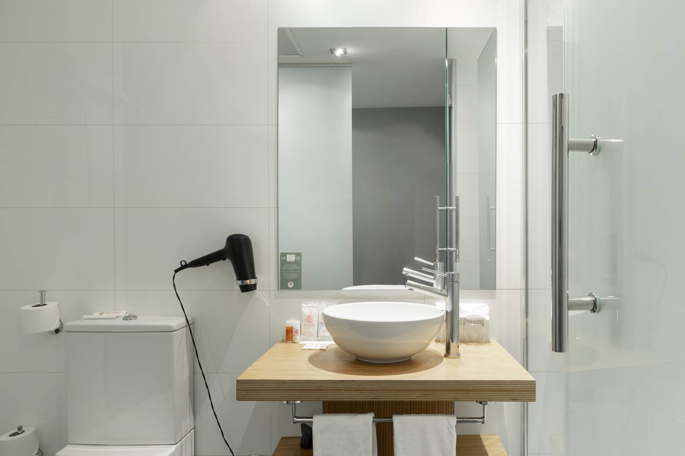 Petit-Palace-Tres-Cruces-Spain-Room-25