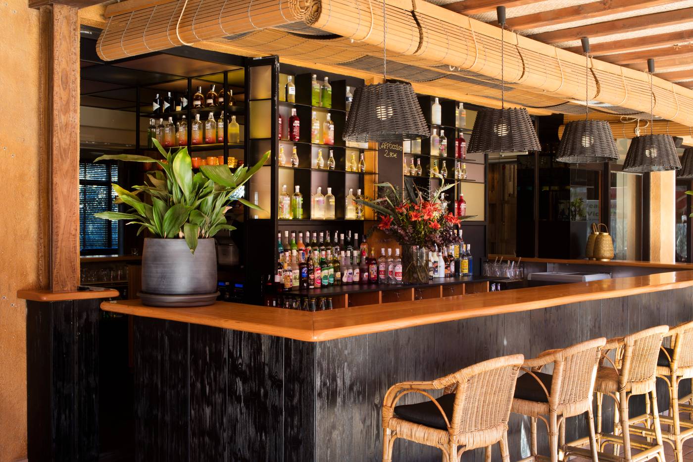 Luna-Club-Bar-33