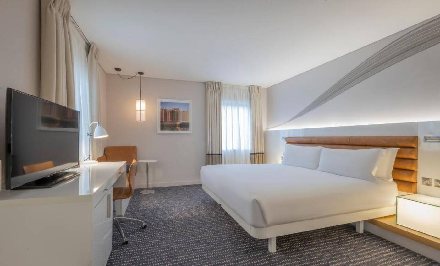 The-Morrison-Dublin--Curio-Collection-by-Hilton-Room-28