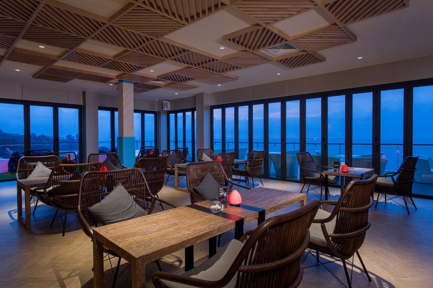 Cape-Sienna-Phuket-Bar-56