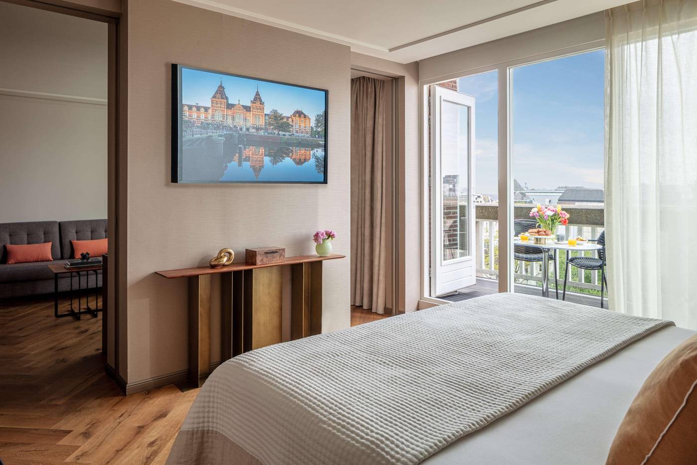 Anantara-Grand-Hotel-Krasnapolsky-Amsterdam-Room-33